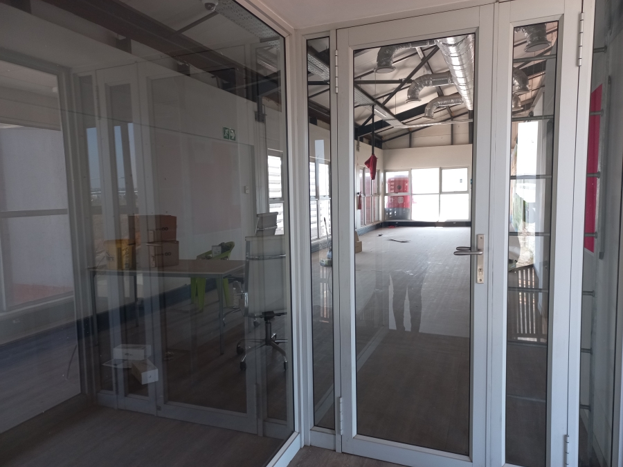 To Let commercial Property for Rent in Clayville Gauteng