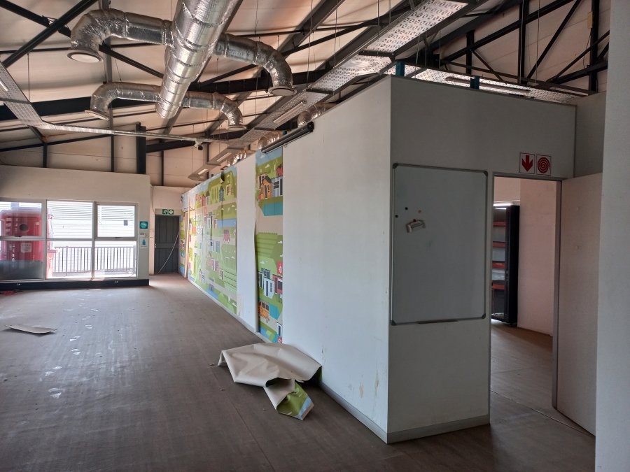 To Let commercial Property for Rent in Clayville Gauteng