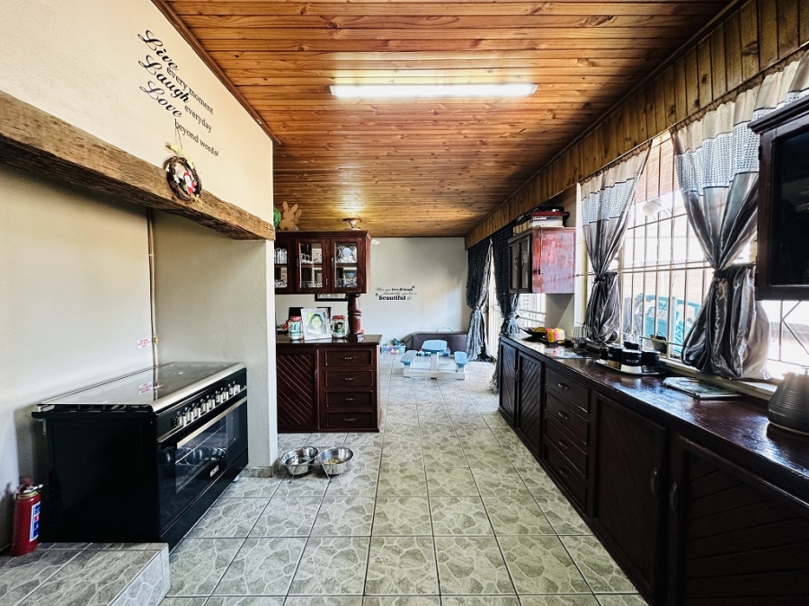 4 Bedroom Property for Sale in Kibler Park Gauteng