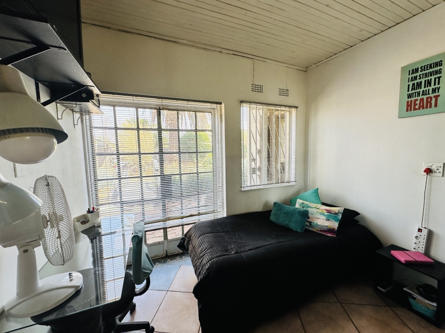 4 Bedroom Property for Sale in Kibler Park Gauteng