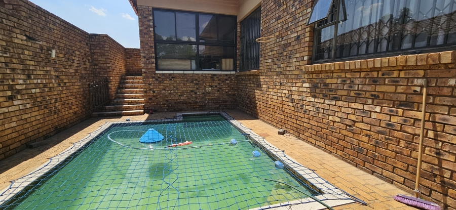 3 Bedroom Property for Sale in Elandshaven Gauteng