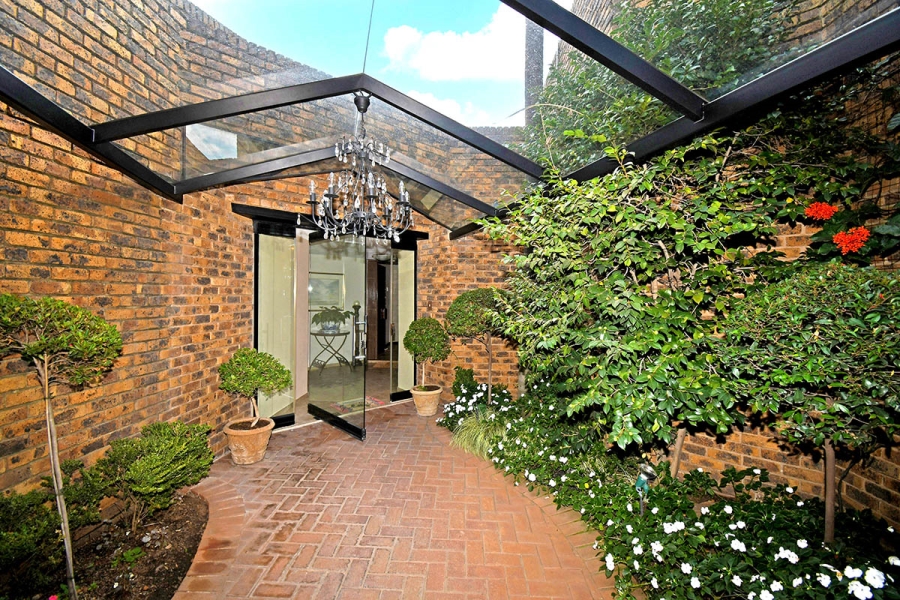 4 Bedroom Property for Sale in Bedfordview Gauteng