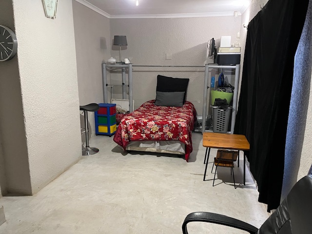 4 Bedroom Property for Sale in Buurendal Gauteng