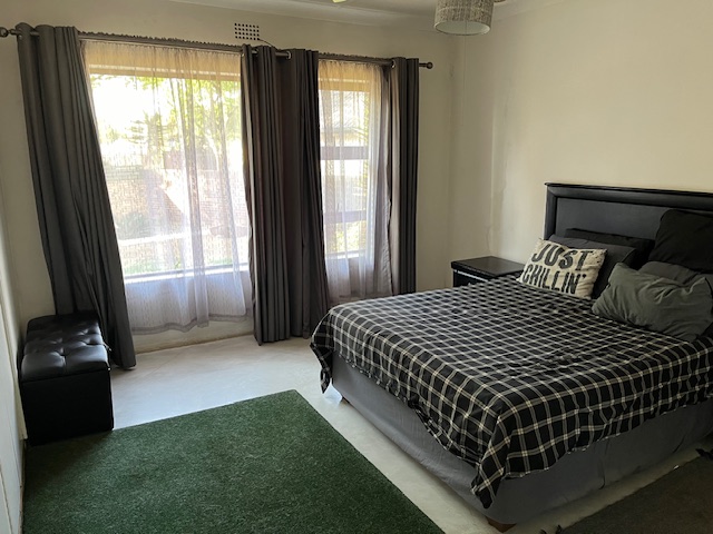 4 Bedroom Property for Sale in Buurendal Gauteng