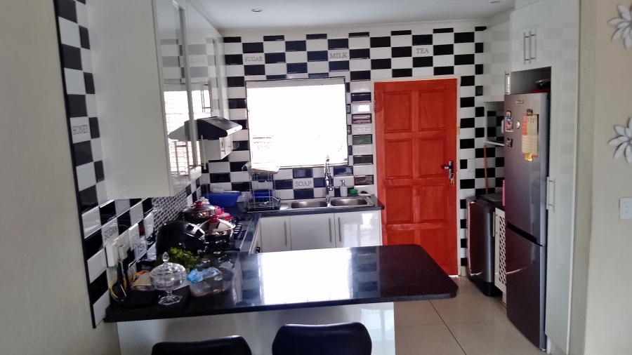 To Let 2 Bedroom Property for Rent in Celtisdal Gauteng