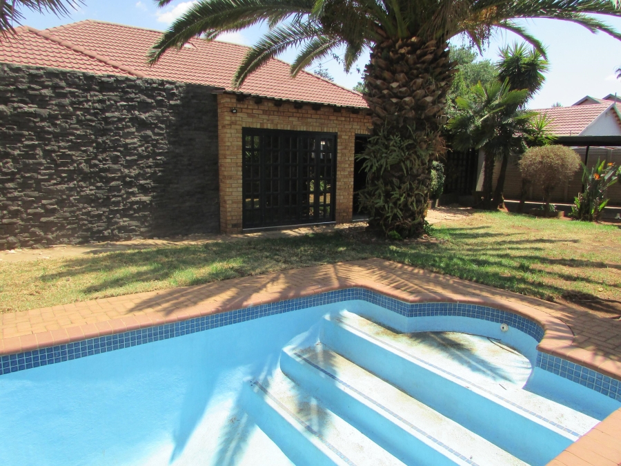 3 Bedroom Property for Sale in Greenhills Gauteng