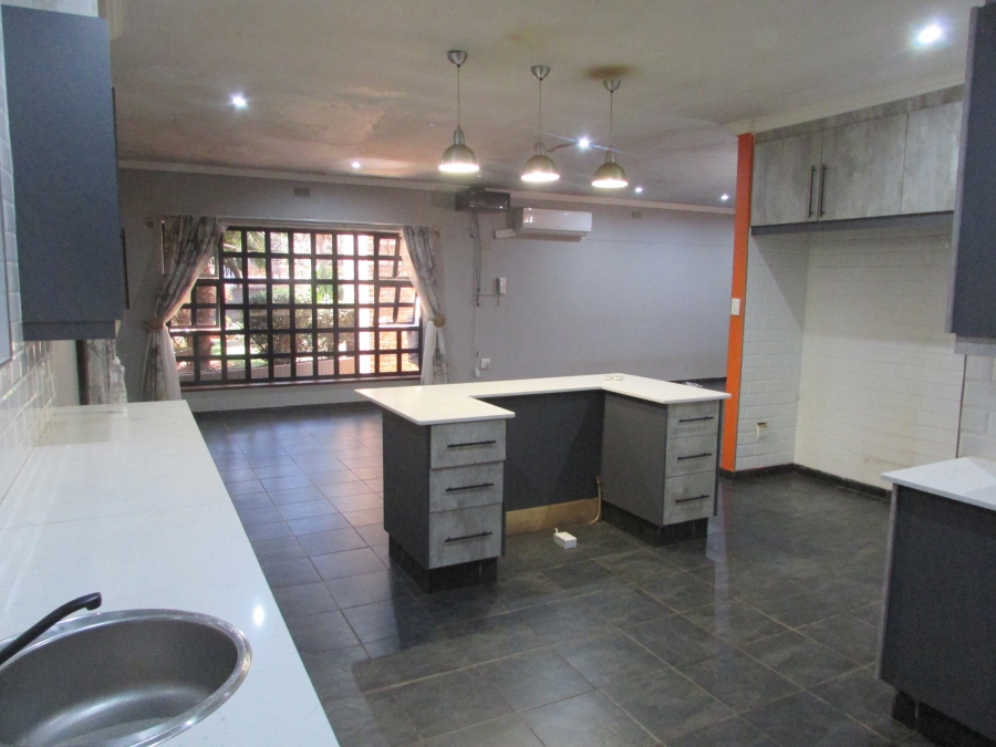 3 Bedroom Property for Sale in Greenhills Gauteng