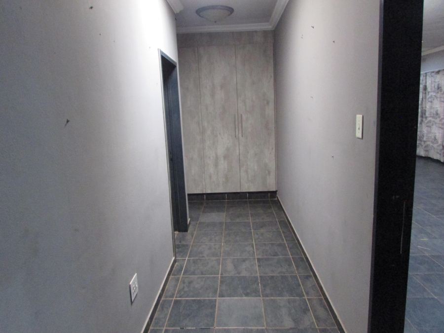 3 Bedroom Property for Sale in Greenhills Gauteng