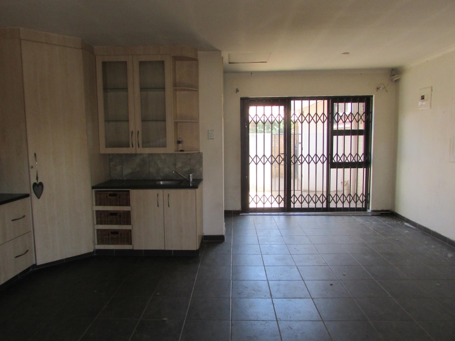 3 Bedroom Property for Sale in Greenhills Gauteng