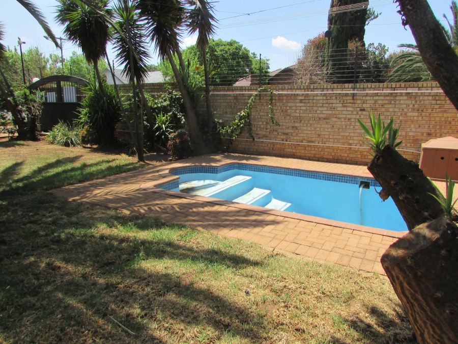 3 Bedroom Property for Sale in Greenhills Gauteng