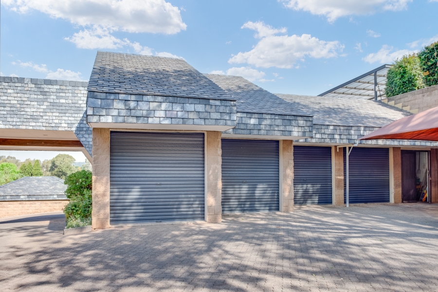 To Let 4 Bedroom Property for Rent in Lyme Park Gauteng