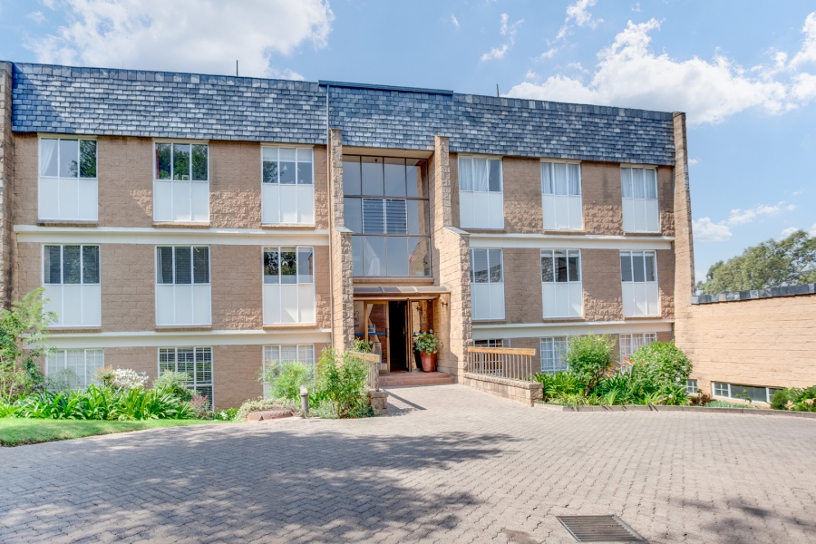 To Let 4 Bedroom Property for Rent in Lyme Park Gauteng