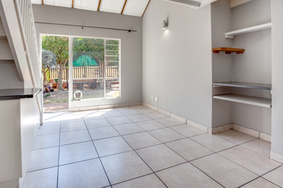 2 Bedroom Property for Sale in Douglasdale Gauteng