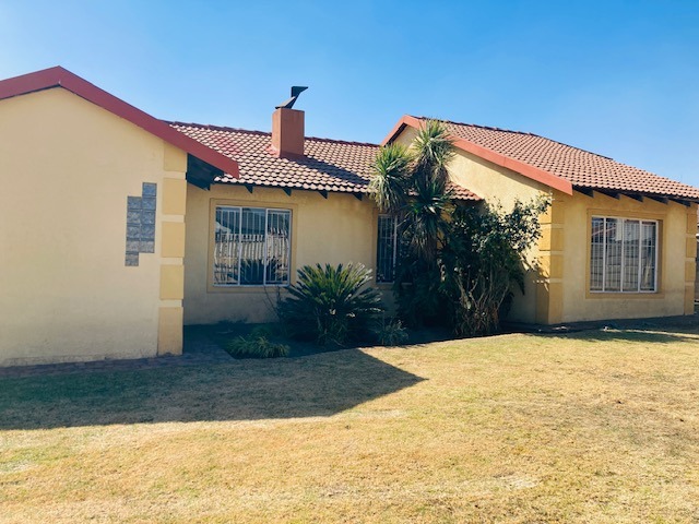 4 Bedroom Property for Sale in Brakpan North Gauteng