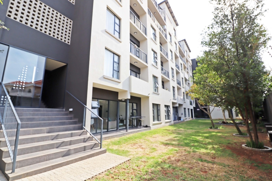 To Let 1 Bedroom Property for Rent in Bryanston Gauteng