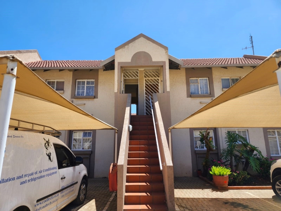 1 Bedroom Property for Sale in Rewlatch Gauteng