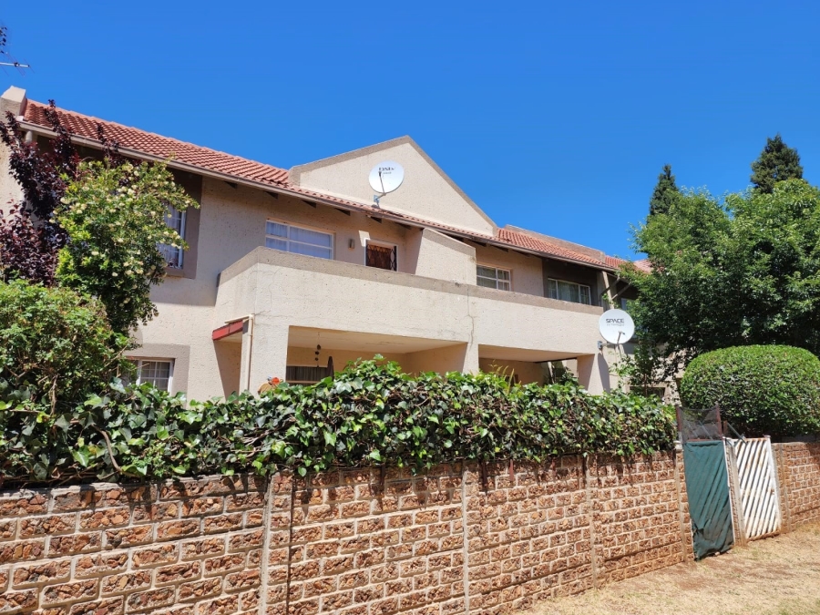 1 Bedroom Property for Sale in Rewlatch Gauteng