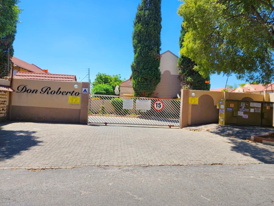 1 Bedroom Property for Sale in Rewlatch Gauteng