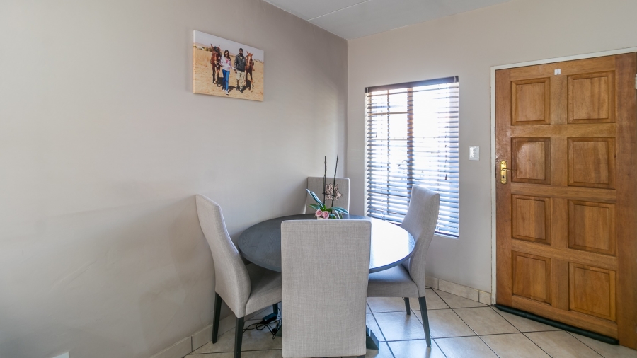 2 Bedroom Property for Sale in Halfway Gardens Gauteng