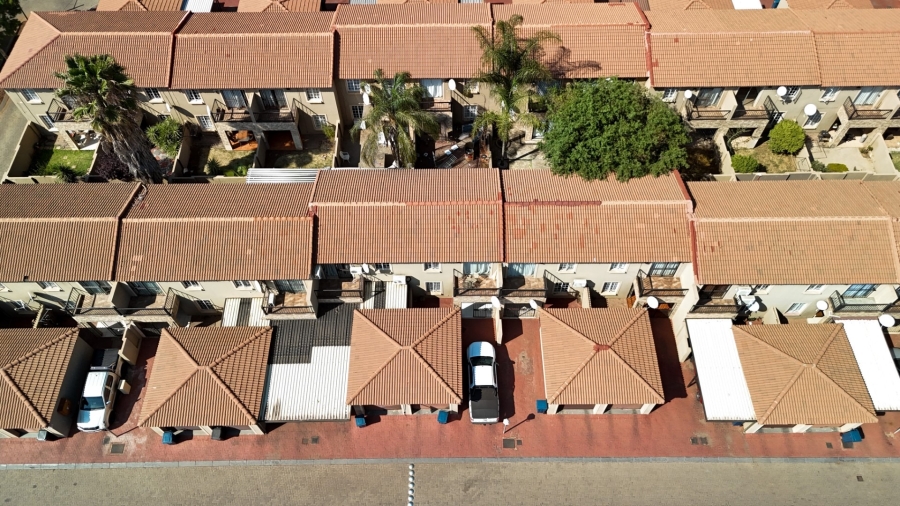 2 Bedroom Property for Sale in Annlin Gauteng