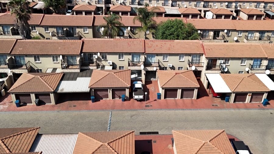 To Let 2 Bedroom Property for Rent in Annlin Gauteng