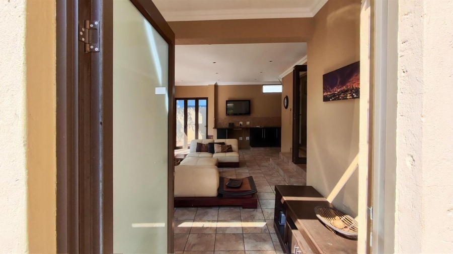 3 Bedroom Property for Sale in Thorn Valley Estate Gauteng