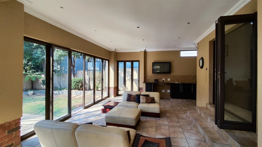 3 Bedroom Property for Sale in Thorn Valley Estate Gauteng