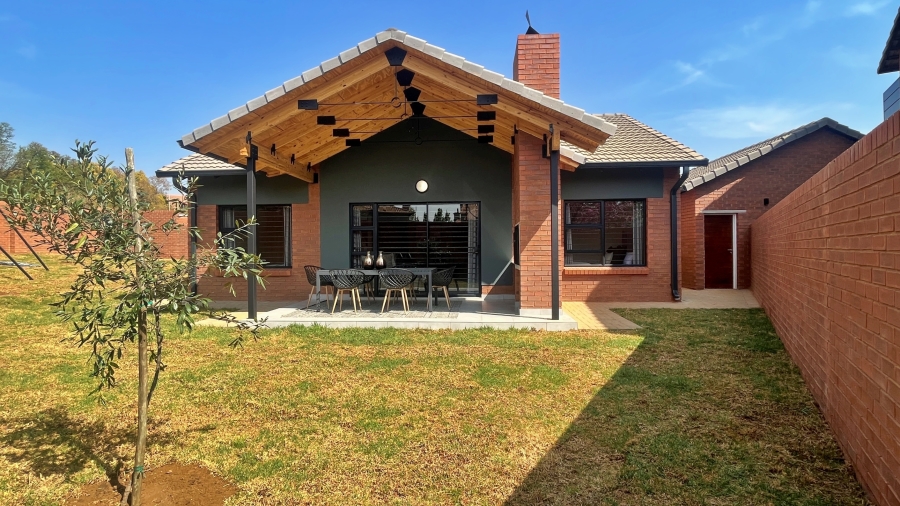 3 Bedroom Property for Sale in Boardwalk Villas Gauteng