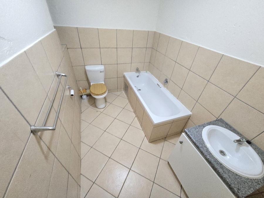 2 Bedroom Property for Sale in Northgate Gauteng