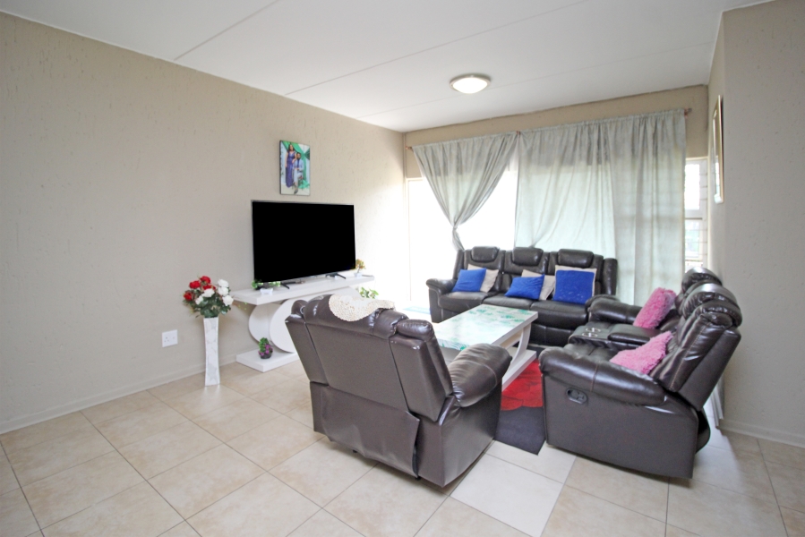 2 Bedroom Property for Sale in Gresswold Gauteng