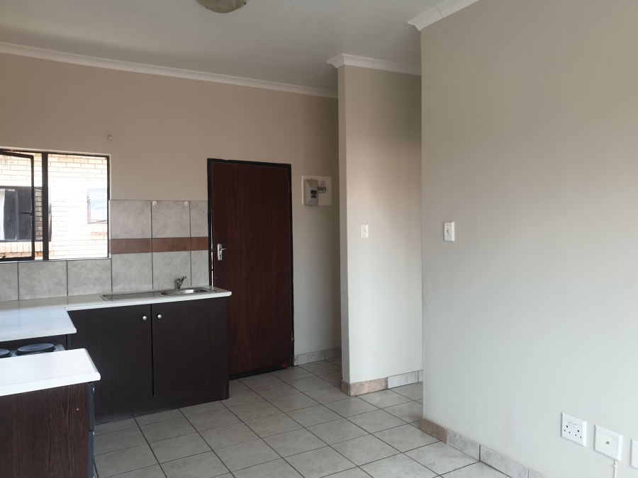 1 Bedroom Property for Sale in Kempton Park Central Gauteng