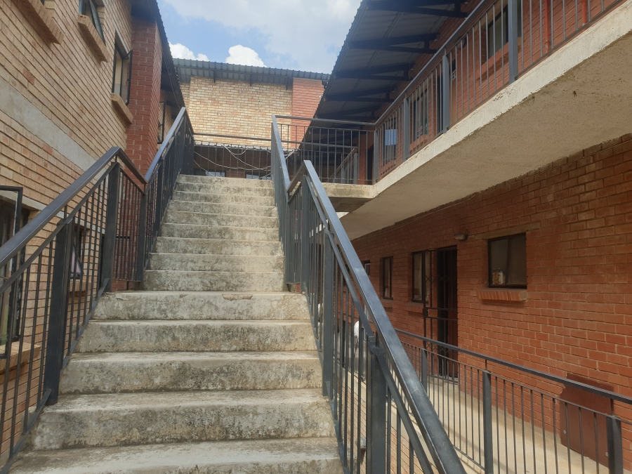 1 Bedroom Property for Sale in Kempton Park Central Gauteng