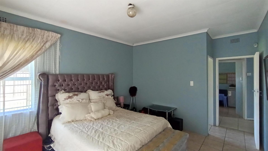 3 Bedroom Property for Sale in Birchleigh North Gauteng