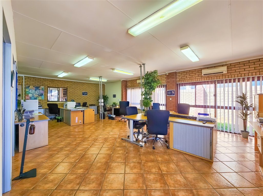 To Let commercial Property for Rent in Allens Nek Gauteng