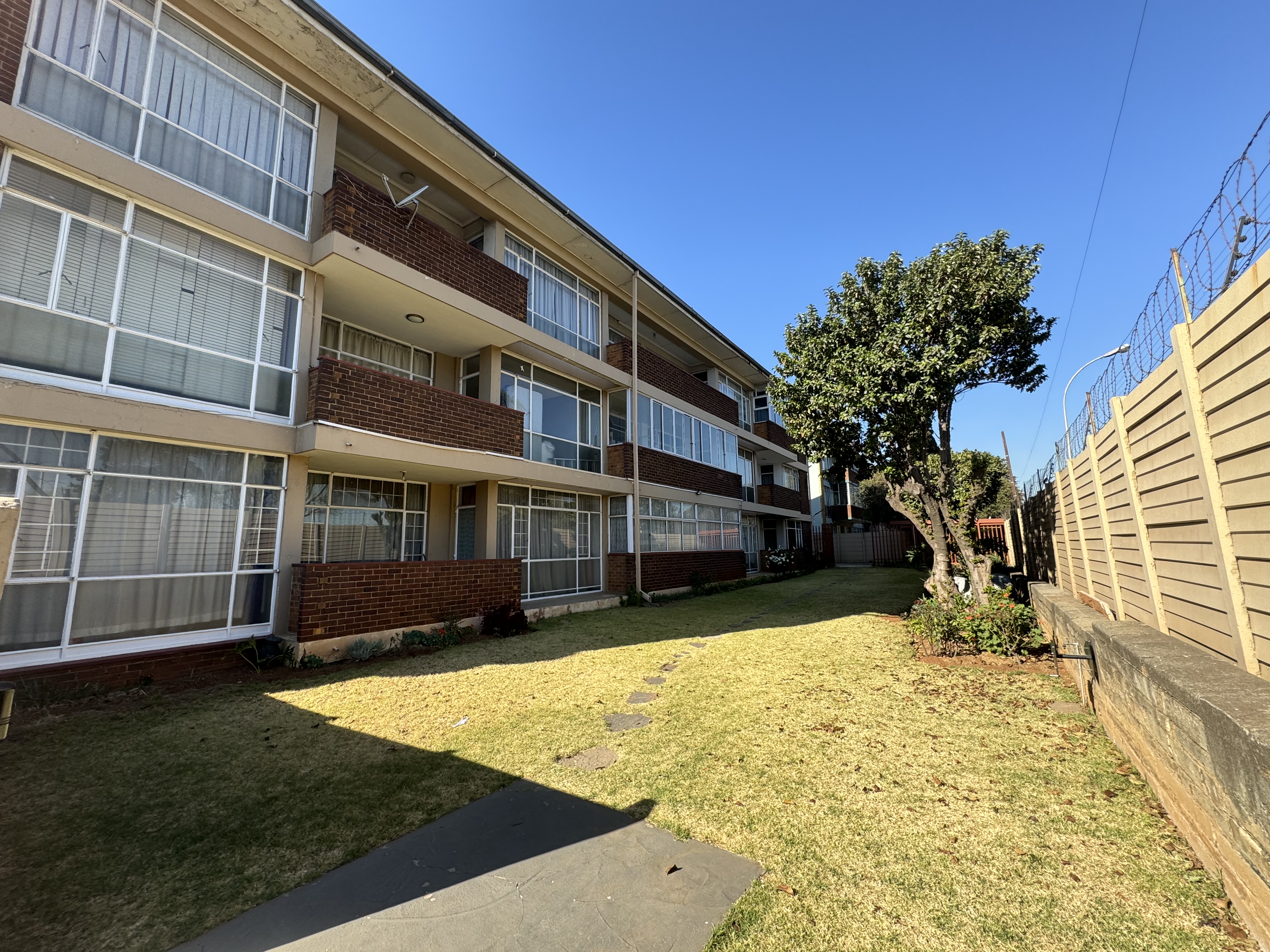 2 Bedroom Property for Sale in Denlee Gauteng