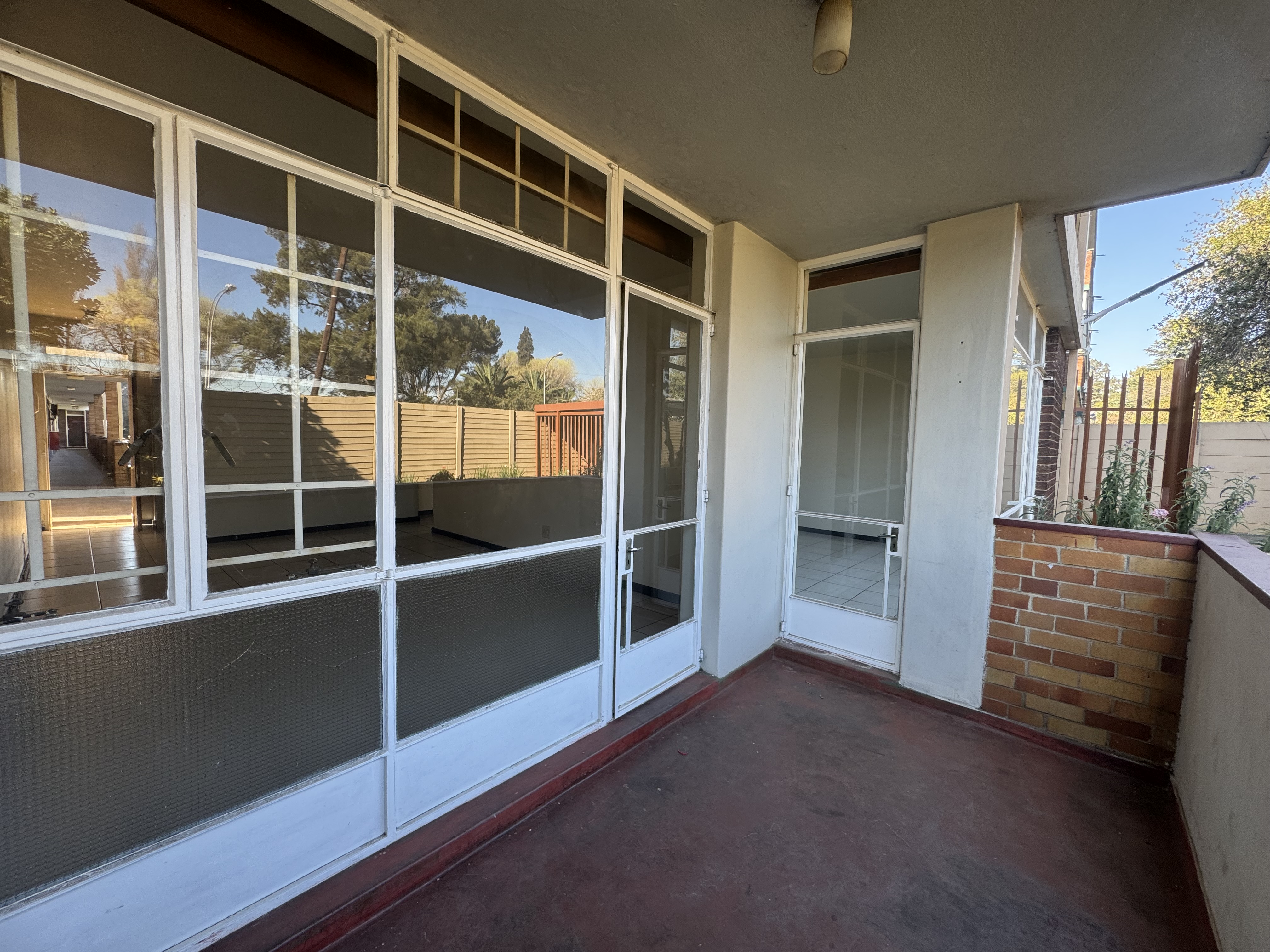 2 Bedroom Property for Sale in Denlee Gauteng