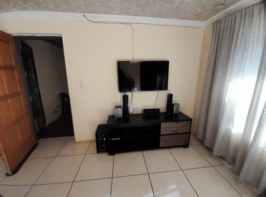 3 Bedroom Property for Sale in Alveda Park Gauteng