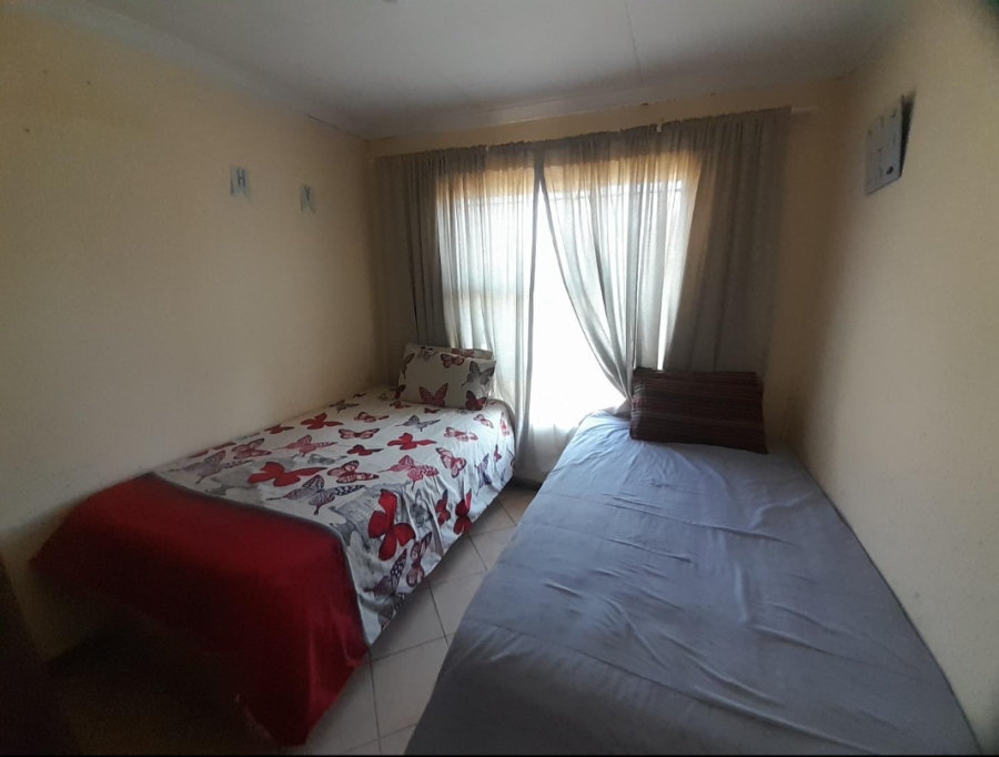 3 Bedroom Property for Sale in Alveda Park Gauteng