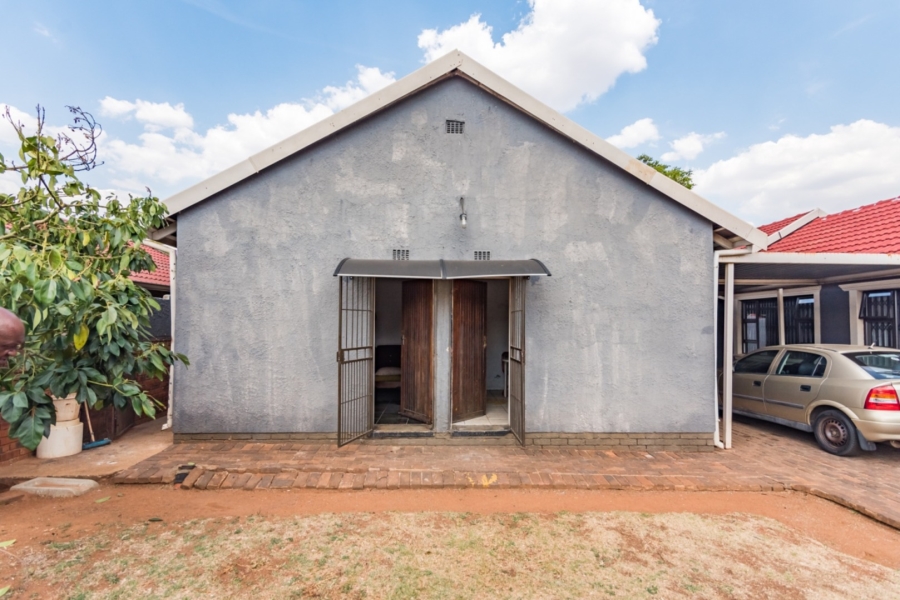 3 Bedroom Property for Sale in Fleurhof Gauteng