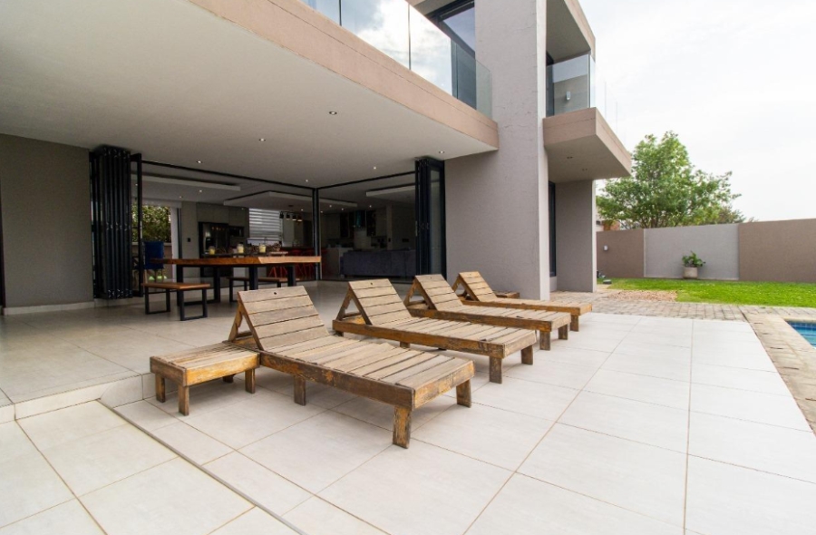 6 Bedroom Property for Sale in Eye of Africa Gauteng