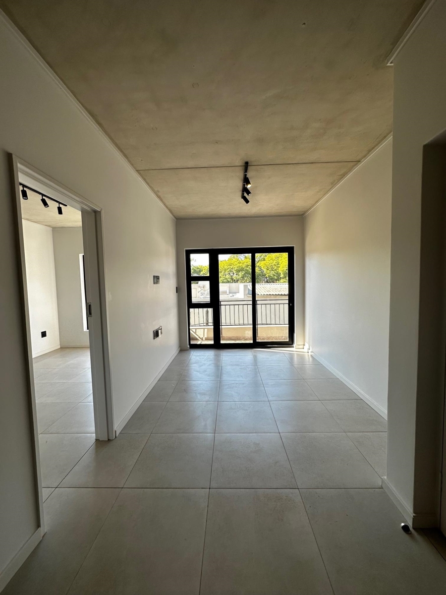 To Let 2 Bedroom Property for Rent in Waverley Gauteng