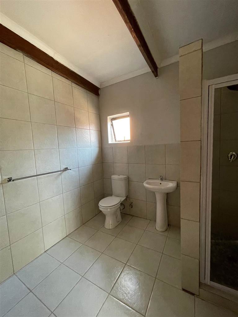 To Let 1 Bedroom Property for Rent in Clubview Gauteng