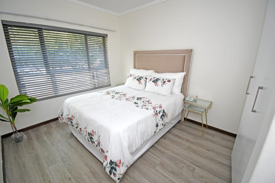 2 Bedroom Property for Sale in Bryanston Gauteng