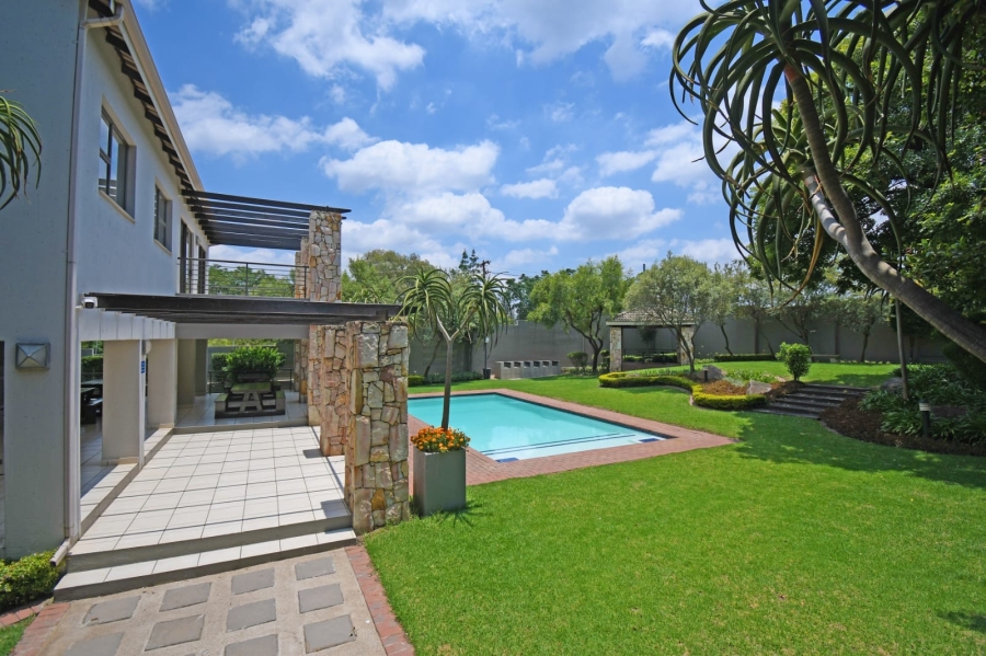 2 Bedroom Property for Sale in Bryanston Gauteng