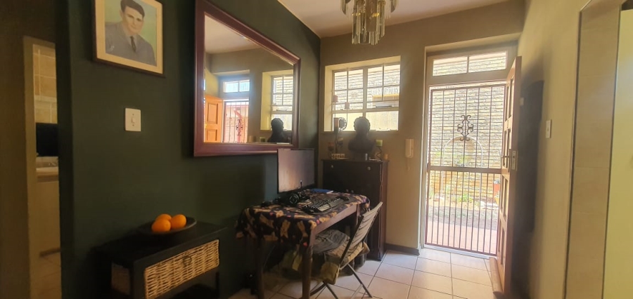 2 Bedroom Property for Sale in Lambton Gauteng