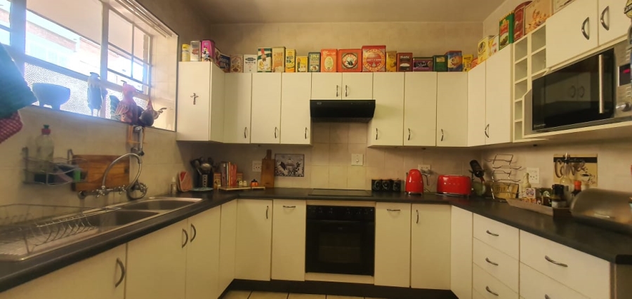 2 Bedroom Property for Sale in Lambton Gauteng