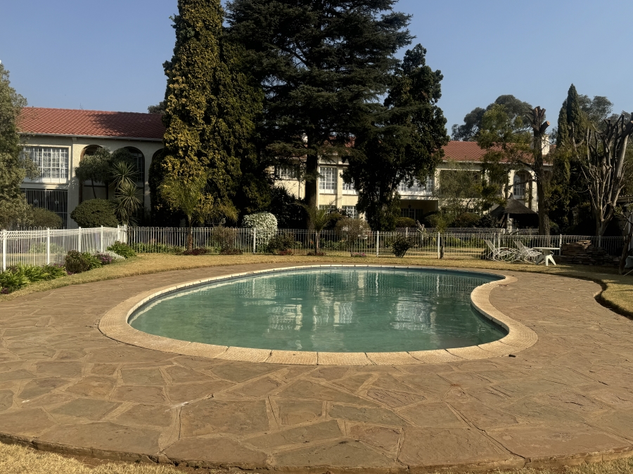 3 Bedroom Property for Sale in Parkhill Gardens Gauteng