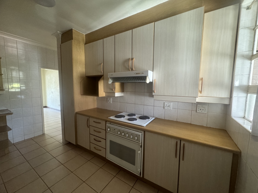 3 Bedroom Property for Sale in Parkhill Gardens Gauteng