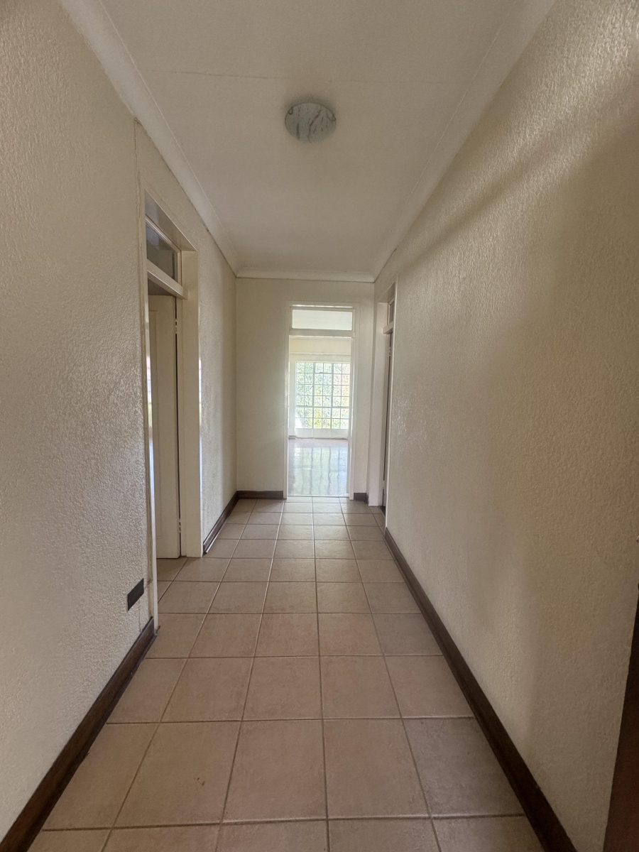 3 Bedroom Property for Sale in Parkhill Gardens Gauteng