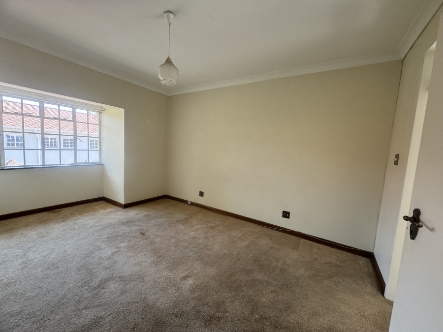 3 Bedroom Property for Sale in Parkhill Gardens Gauteng